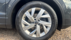 Volkswagen Tiguan 1.5 TSI 150 Life 5dr Petrol Estate